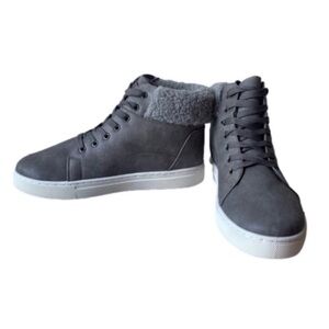 Sonoma Kinsleyy Faux Fur High Top Sneakers Size 9 NEW